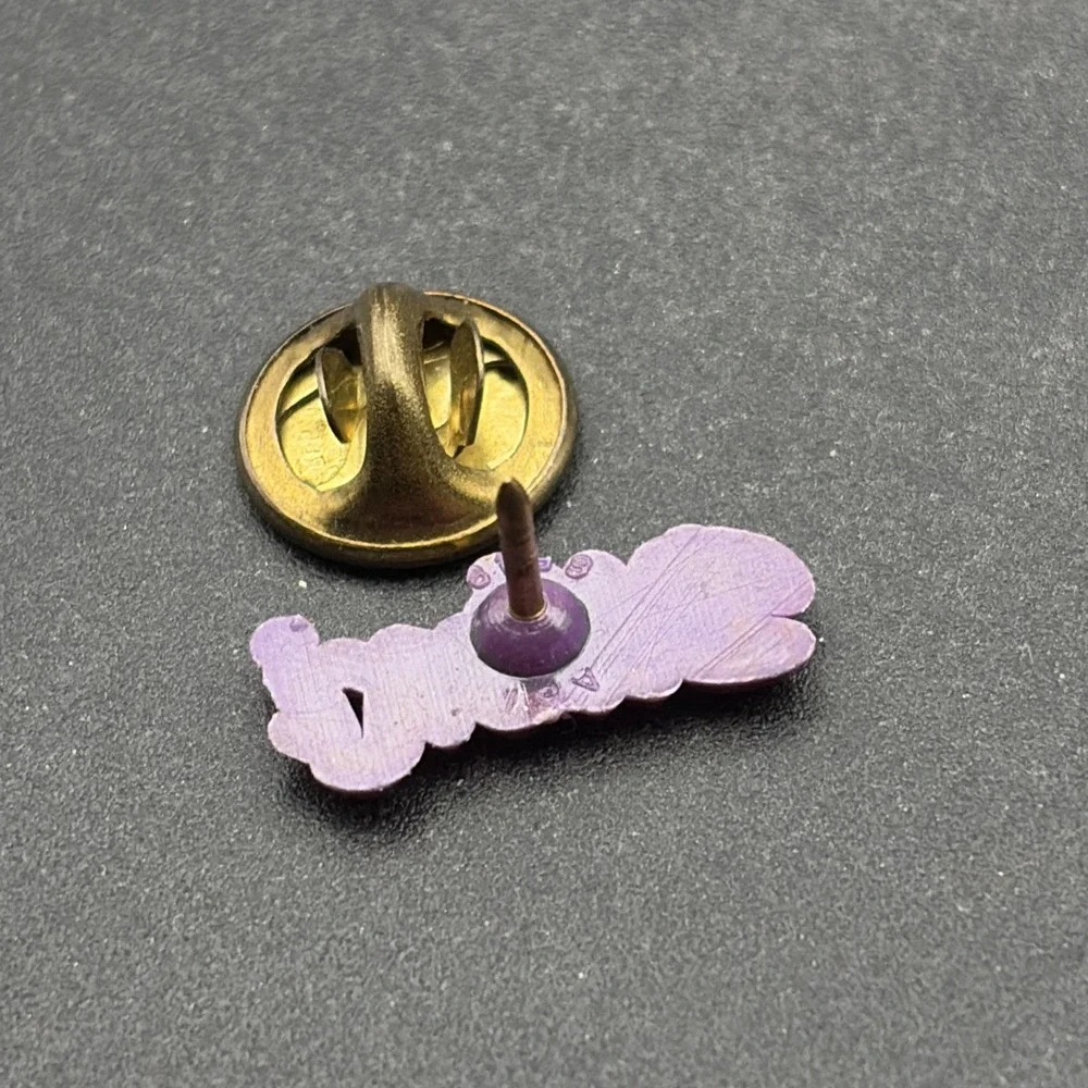Biloxi Mississippi Purple Plastic Lapel‎ Hat Pin